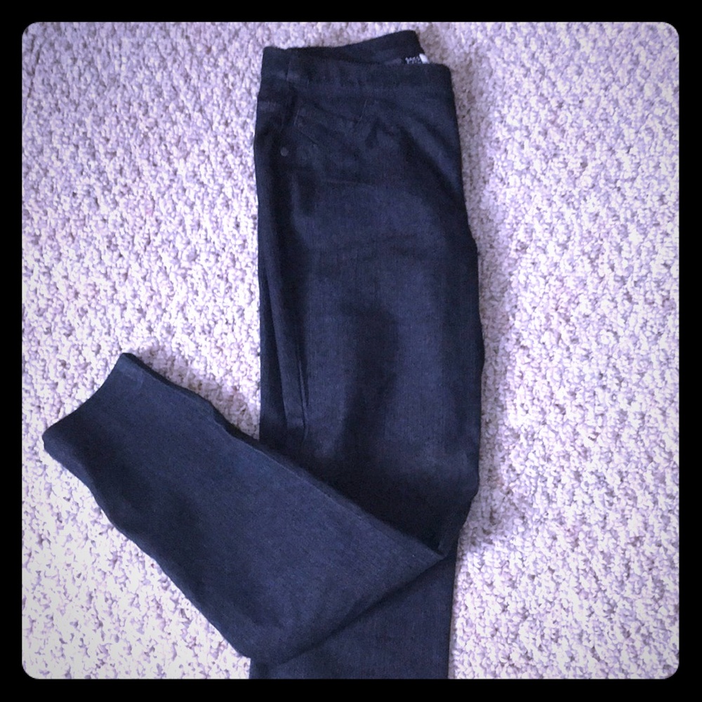Dark denim jeggings
